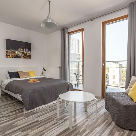 Chill Apartments Wola Center Warsaw Ngoại thất bức ảnh