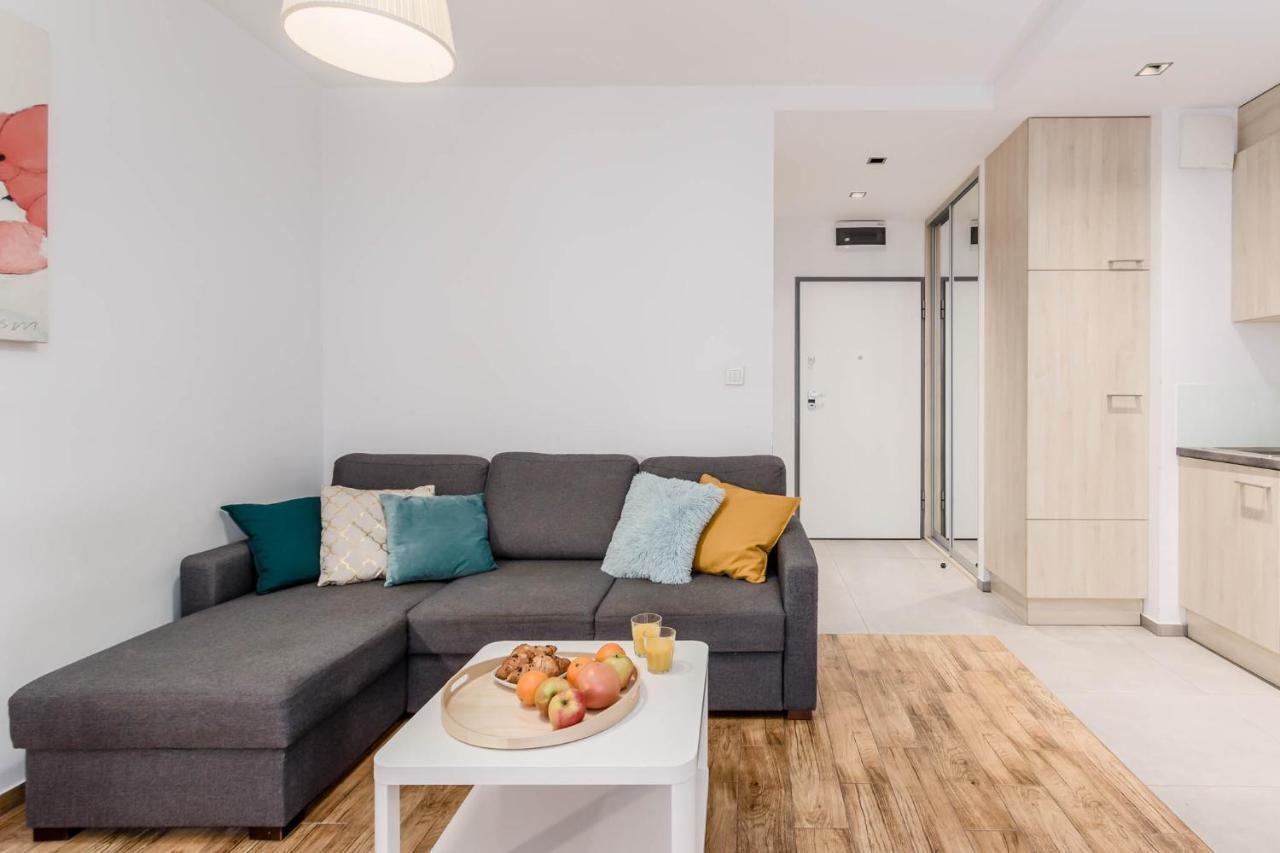 Chill Apartments Wola Center Warsaw Ngoại thất bức ảnh