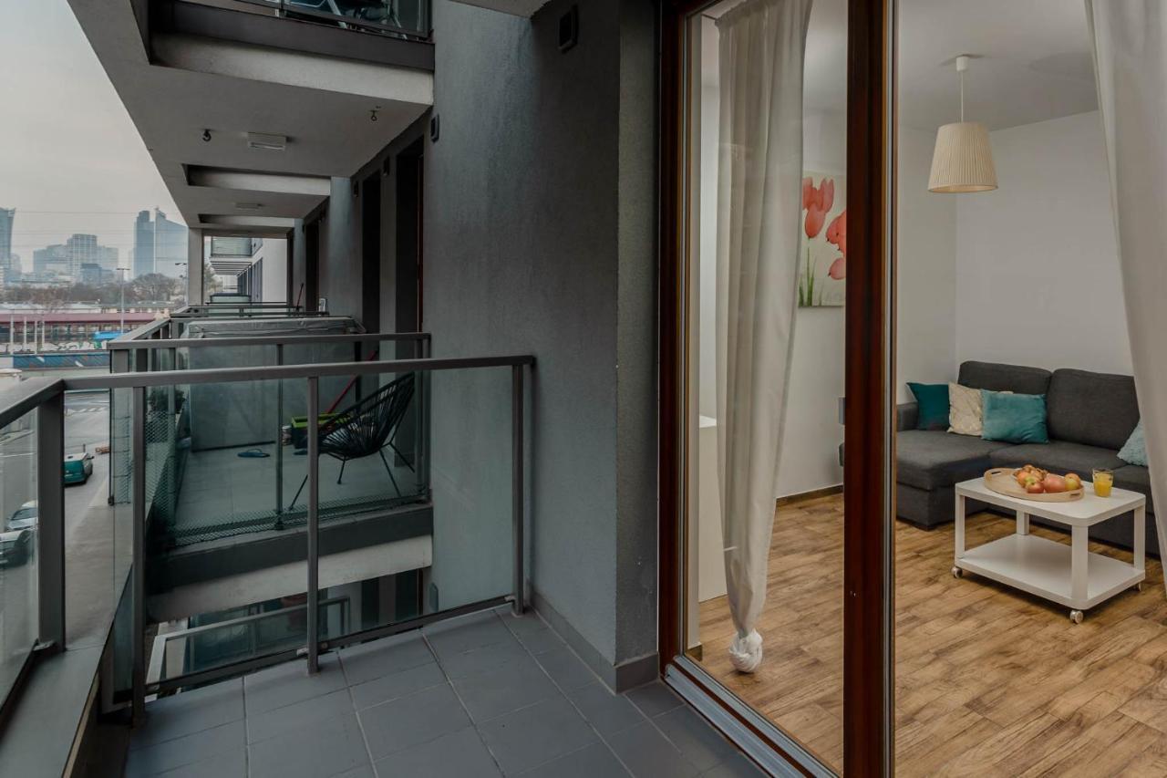 Chill Apartments Wola Center Warsaw Ngoại thất bức ảnh