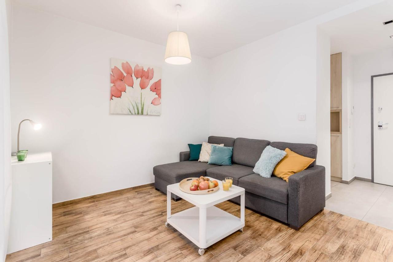 Chill Apartments Wola Center Warsaw Ngoại thất bức ảnh