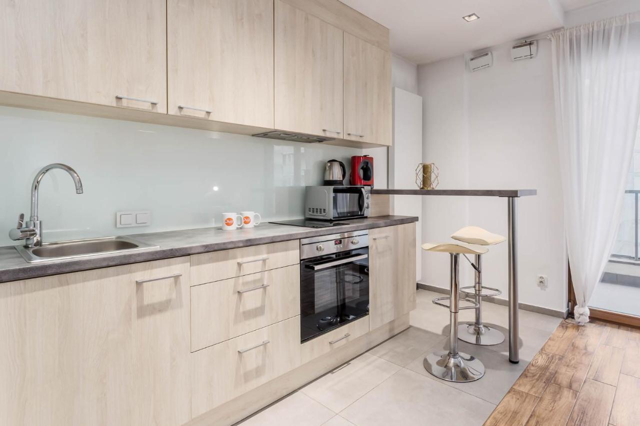 Chill Apartments Wola Center Warsaw Ngoại thất bức ảnh