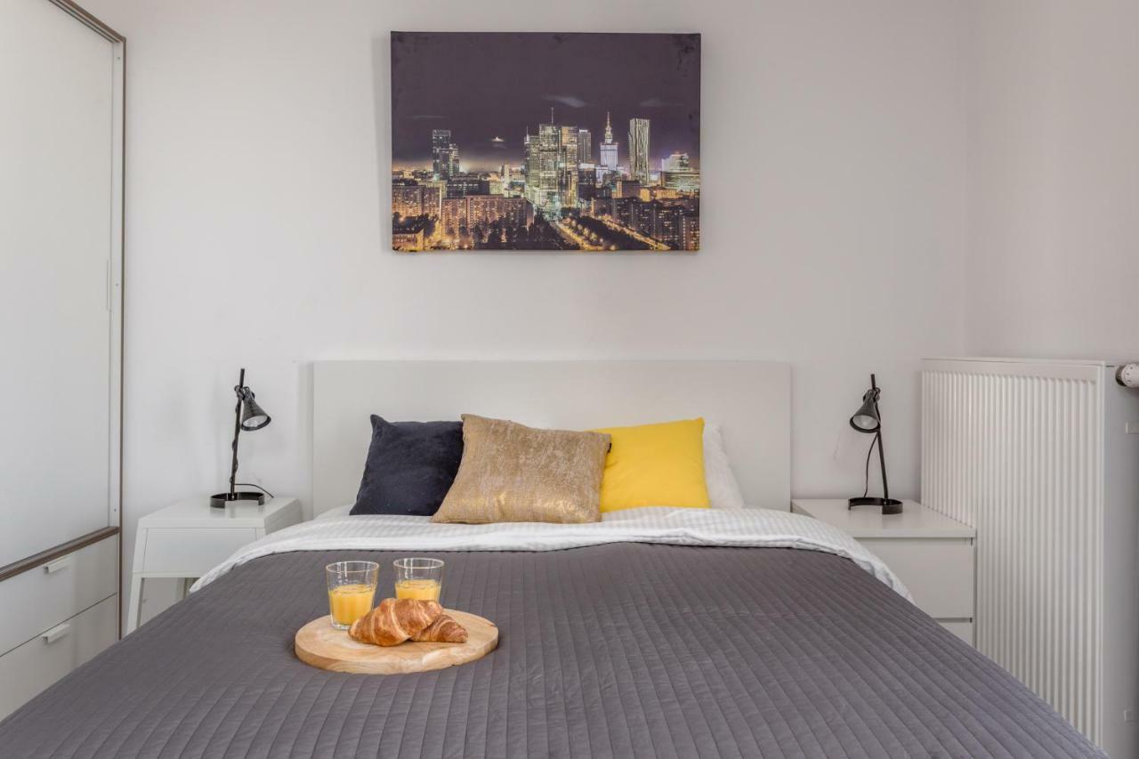 Chill Apartments Wola Center Warsaw Ngoại thất bức ảnh